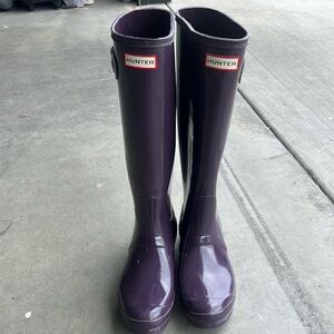 Purple hunter boots